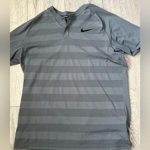 Nike Men's Grey Blade Style Golf Shirt